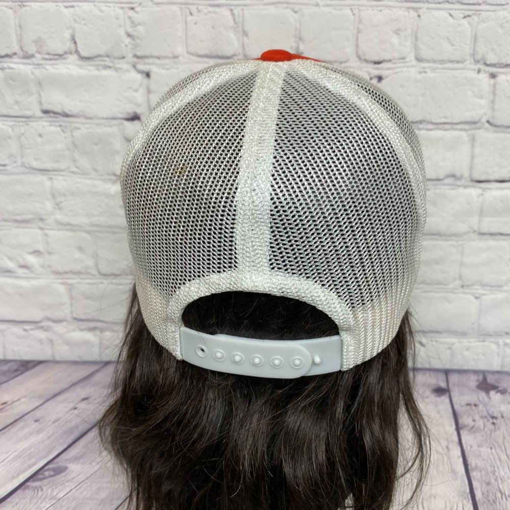 Vintage Hat Cap Snapback Red White Trucker Mesh ENERSEAL Patch Logo Foam Visor - Picture 3 of 7